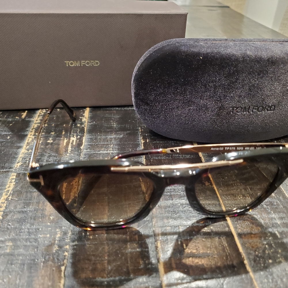 Tom Ford sunglass - Anna col. Dark Havana
